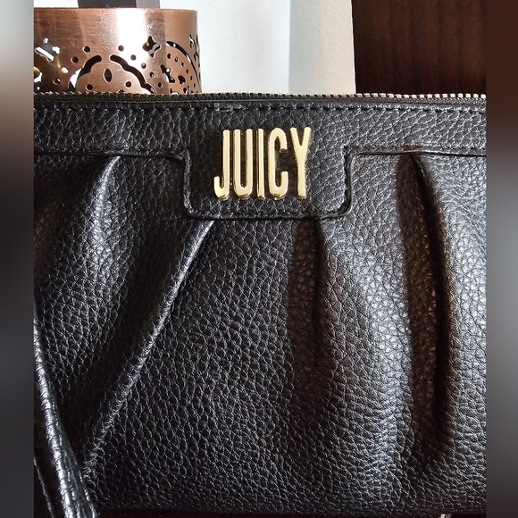 Juicy Couture Wallet/Wristlet NWT - Picture 2 of 15